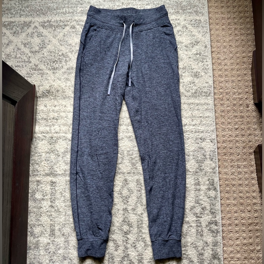 Lululemon ready to rulu joggers 29” (NWOT)